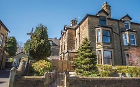 Compton Guest House